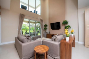 Luxury 4BD All suites with BBQ minutes from Disney